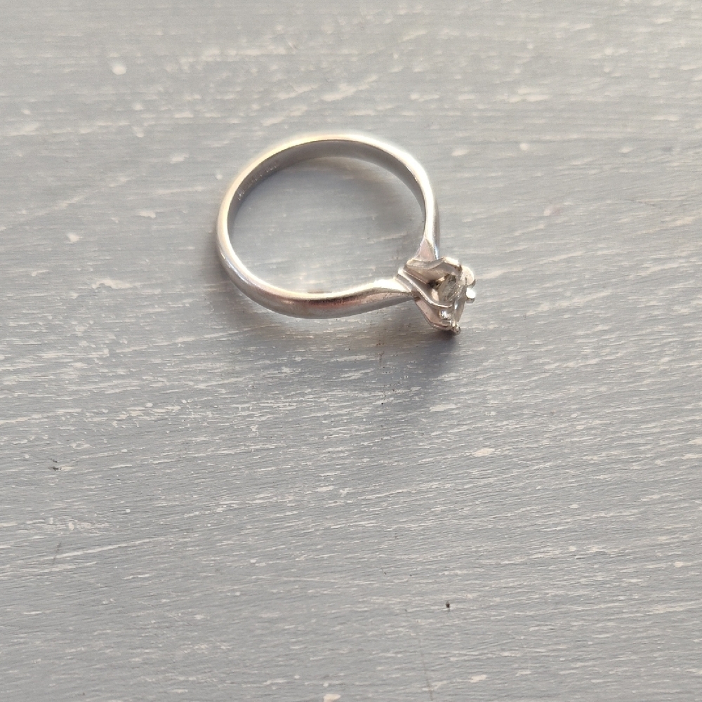 14K Magic glow Ring - Picture 6 of 7